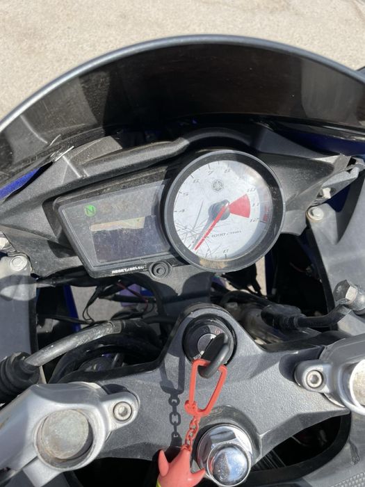 Продам ямаху yzf 125
