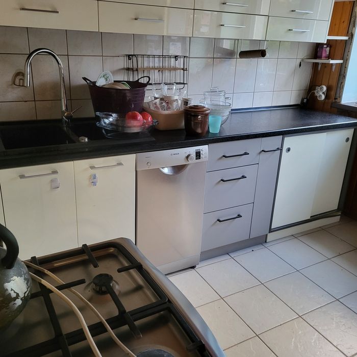 Meble kuchenne lakierowane kuchnia wyposażenie + sprzęt AGD