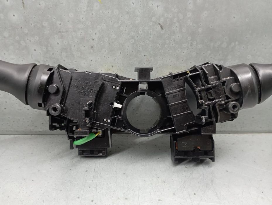 Conjunto / manetes de luzes e limpa vidros TOYOTA Aygo (_B4_)