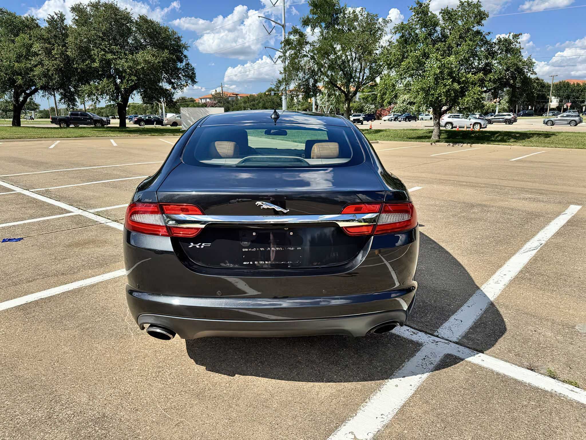 2013 Jaguar XF XF 2.0L I4T