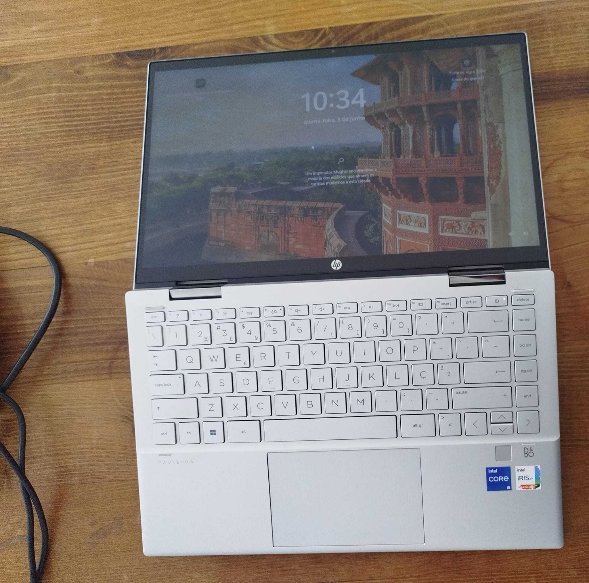 PC HP Pavilion dobrável com pouco uso