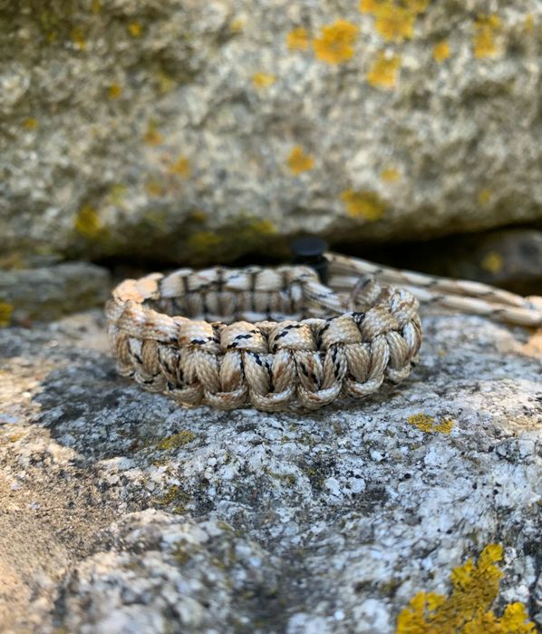 Pulseiras paracord