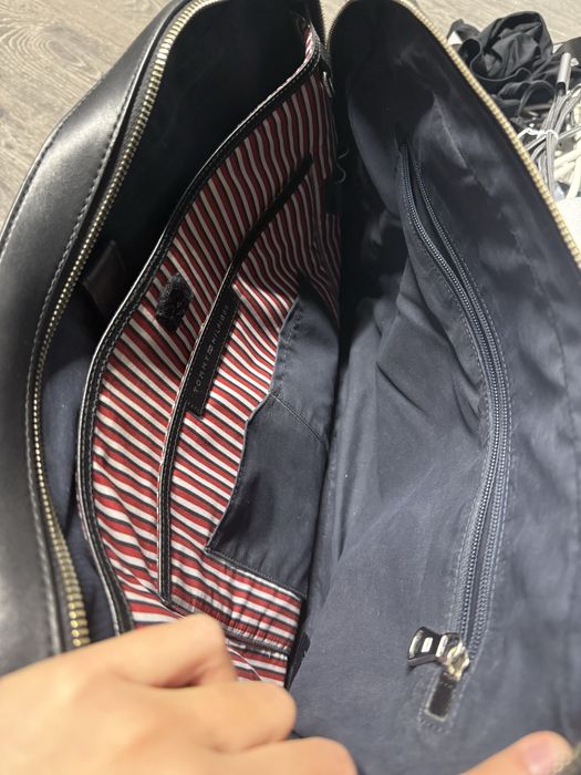 Сумка для ноутбука Business Leather Slim Comp Bag AM0AM06462, черная