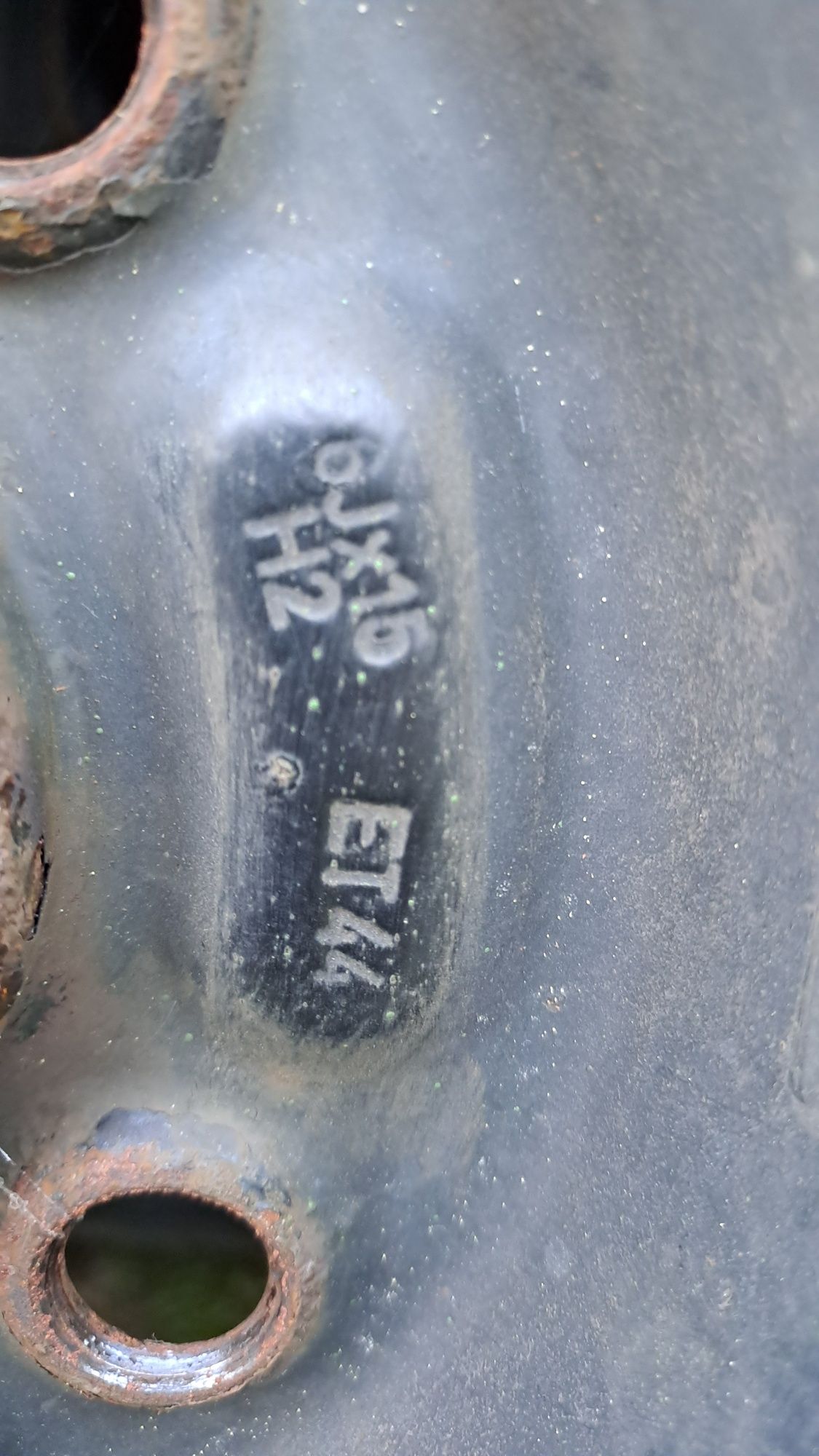 Koła z oponami zimowymi Nokian 185/65R15