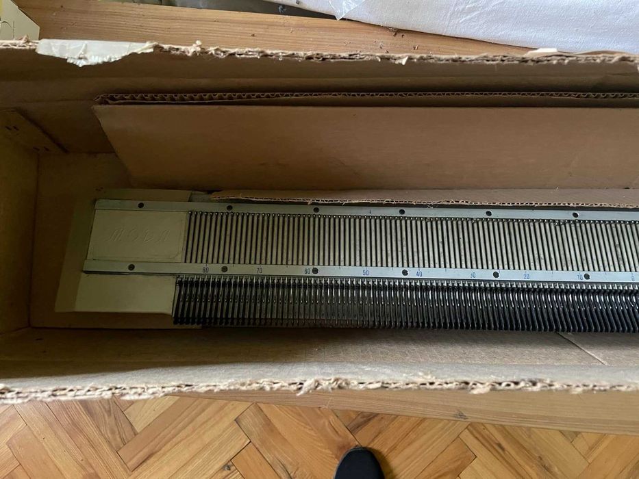 Maszyna dziewiarska PRL MODA MD22