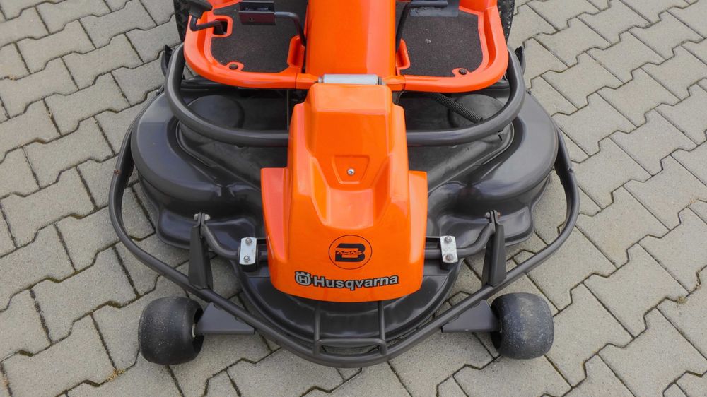 Traktorek kosiarka Husqvarna Rider R175 AWD 4x4 B&S  (260808.4) Baras