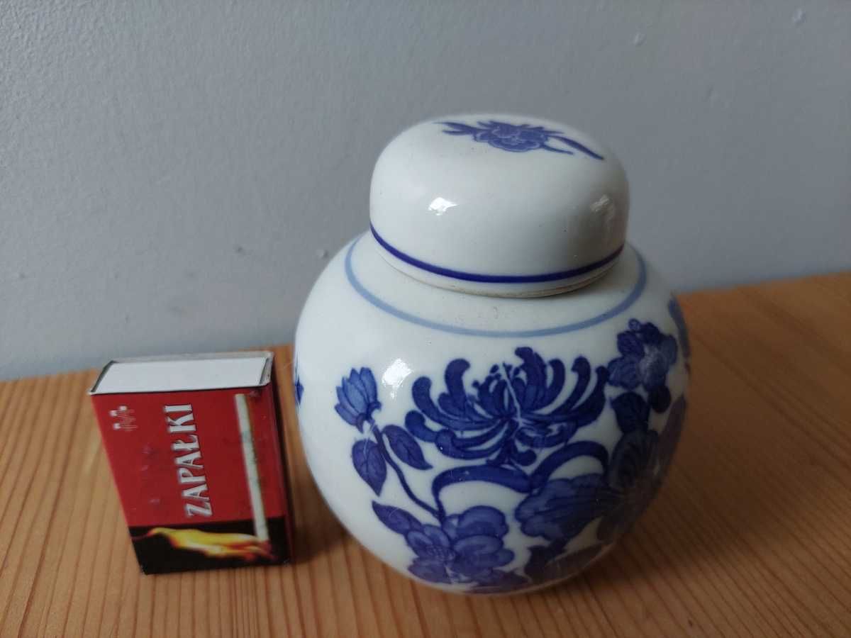 Chiński porcelanowy pojemnik, kobalt