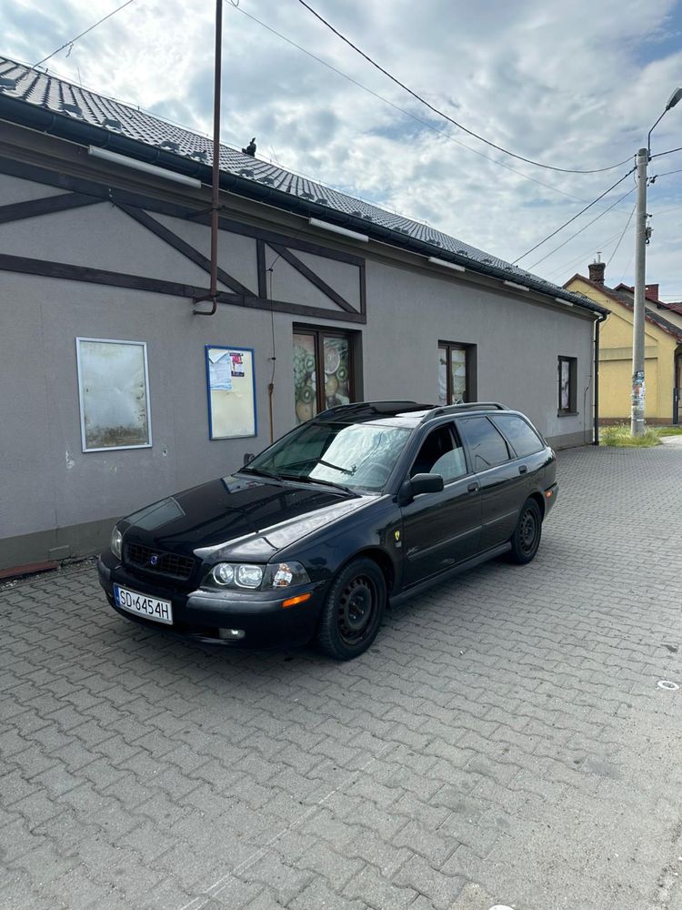 Volvo V40 1.8 16v 122KM hak klima skóra