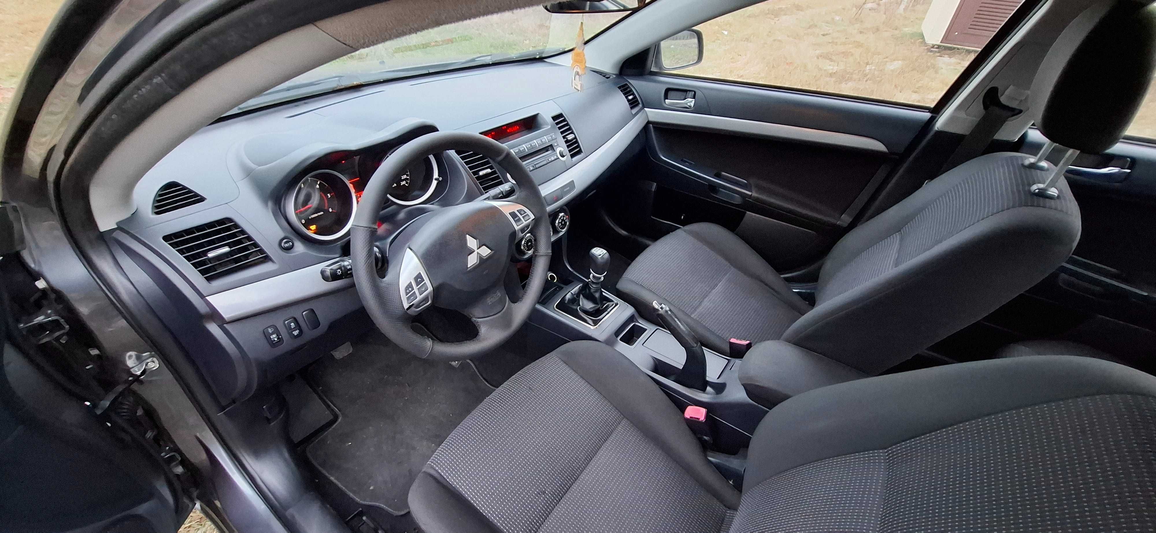 Mitsubishi Lancer VIII 1.8 DI-D MIVEC 116KM Sedan 2011r. Belgia
