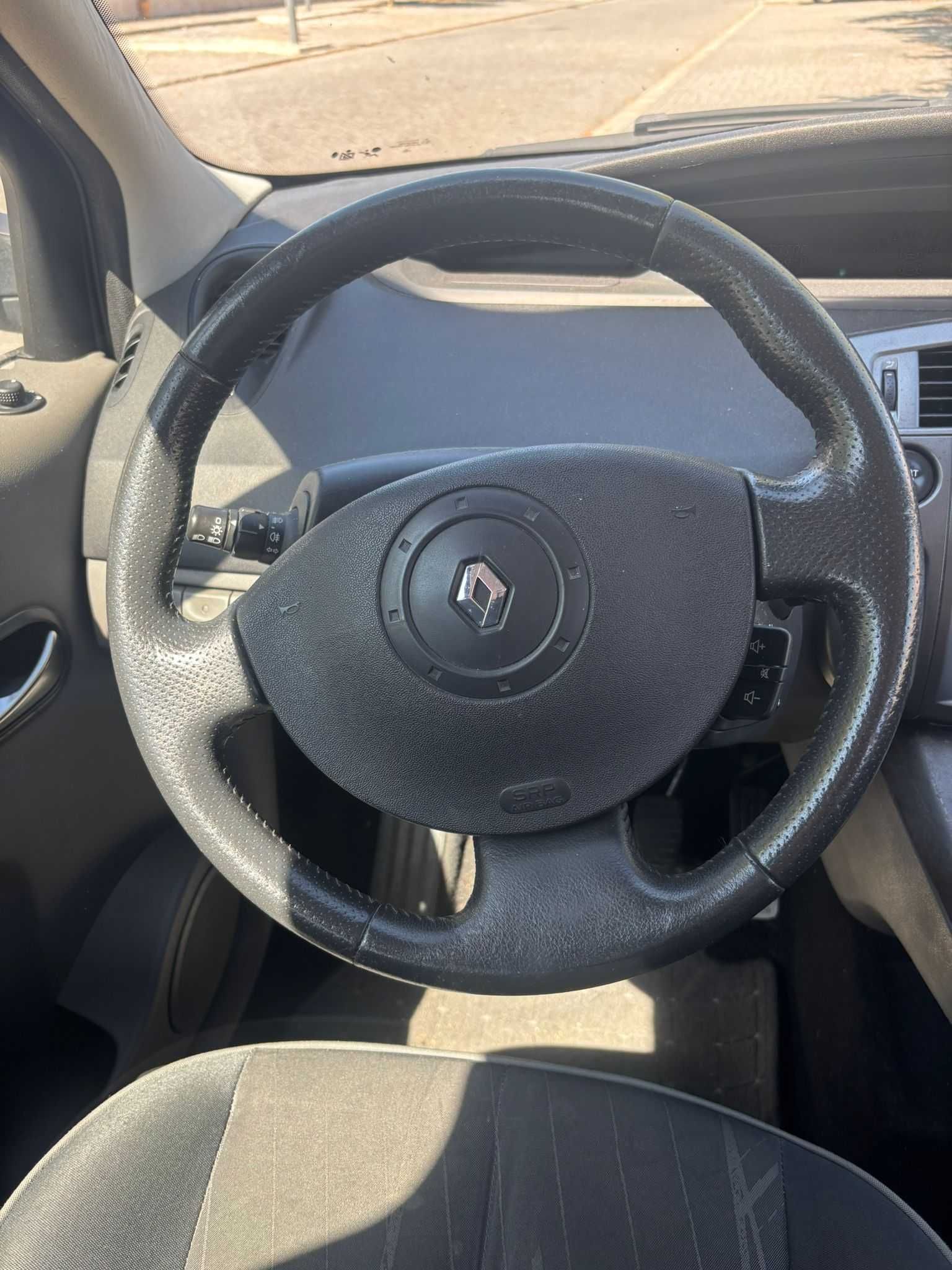 Renault Scénic 1.5 dCi (2003) – IUC antigo (23€/ano)