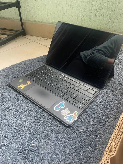 Huawei matebook E Tablet 2 w 1/ Oled 2.8k/ windows/ i3