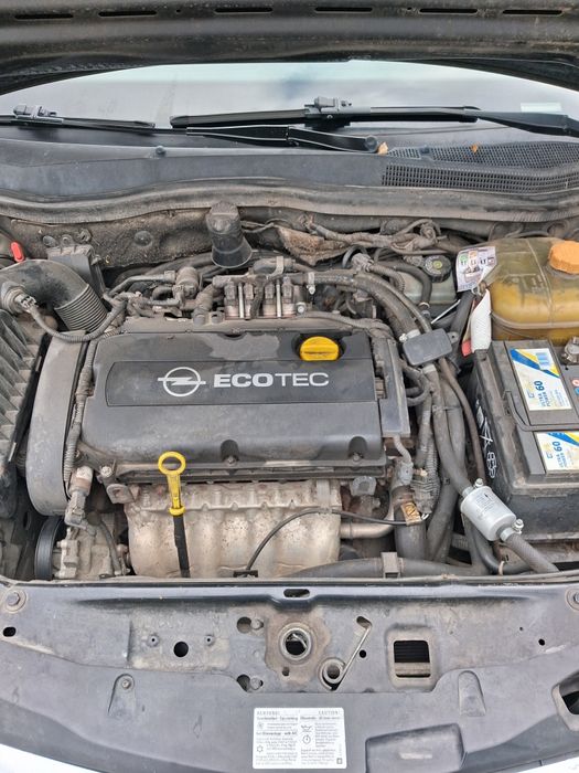 Opel Astra H Sedan 1.6 ECOTEC BENZYNA + LPG