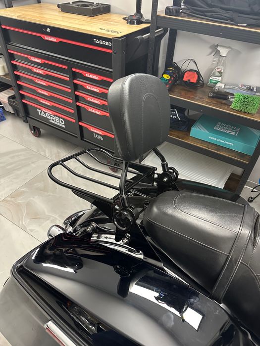 Harley Davidson Oparcie sissybar bagażnik Touring 09-24 czarne