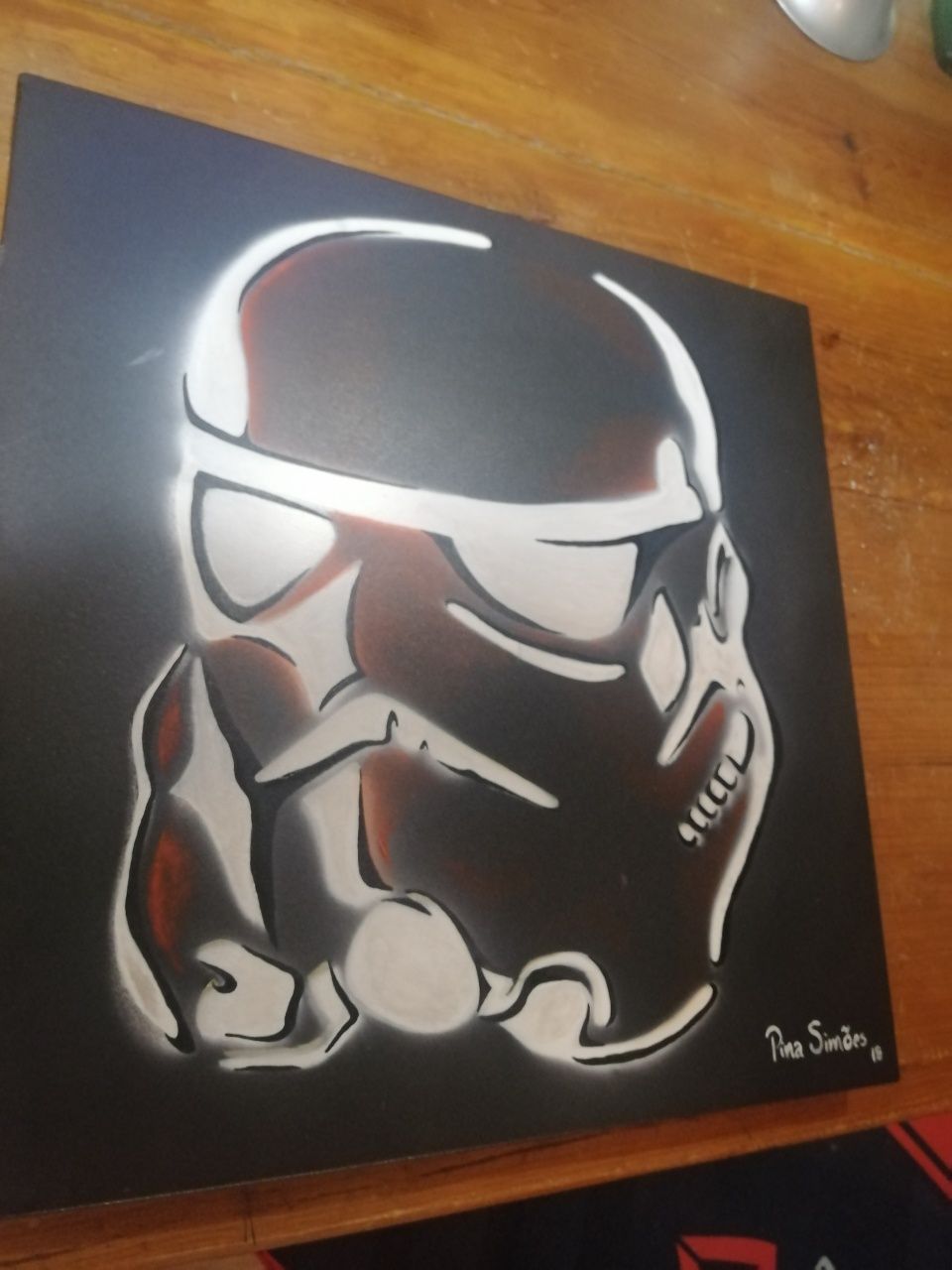 Imagem da Star Wars Stormtrooper em alumínio pintado à mão e assinado!