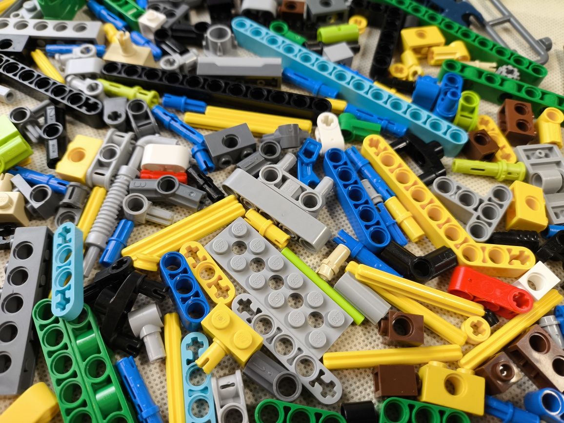 klocki LEGO technic miks różnych części