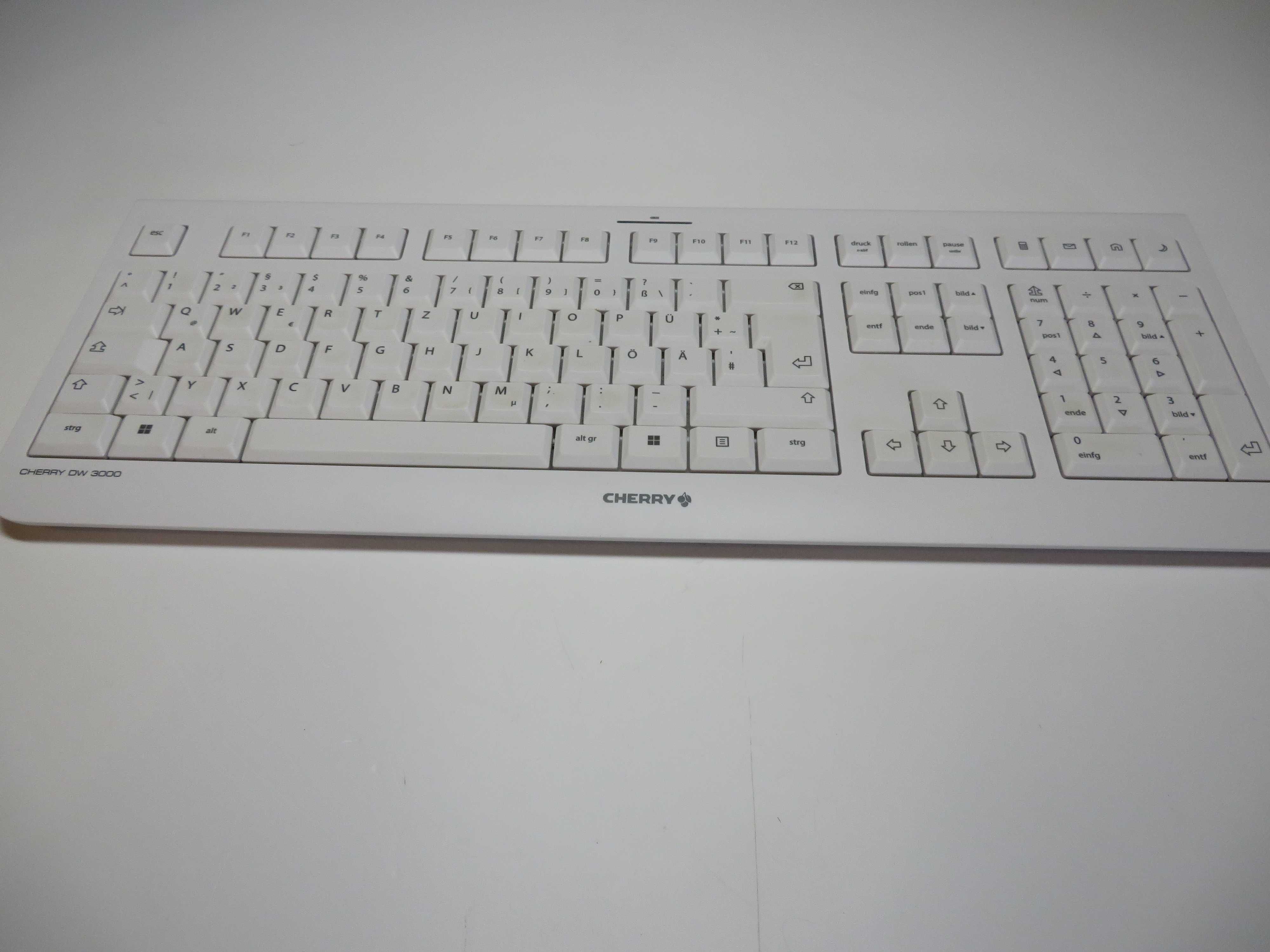 Zestaw Klawiatura i Mysz bezprzewodowa CHERRY DW 3000 QWERTZ