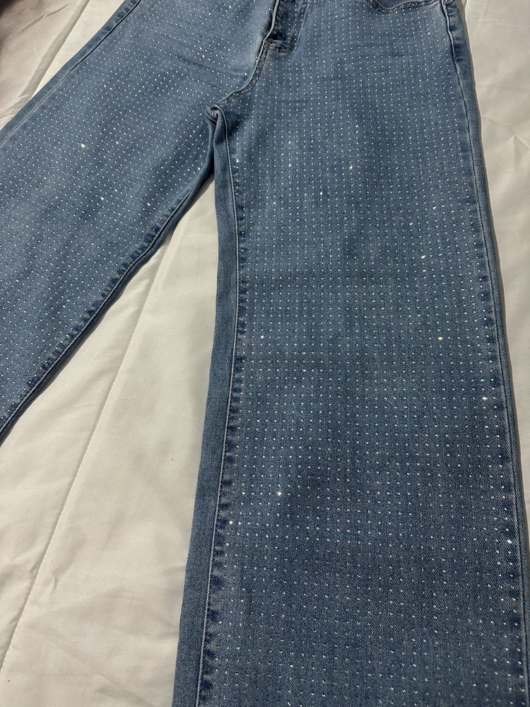 Calça de ganga com brilhos
