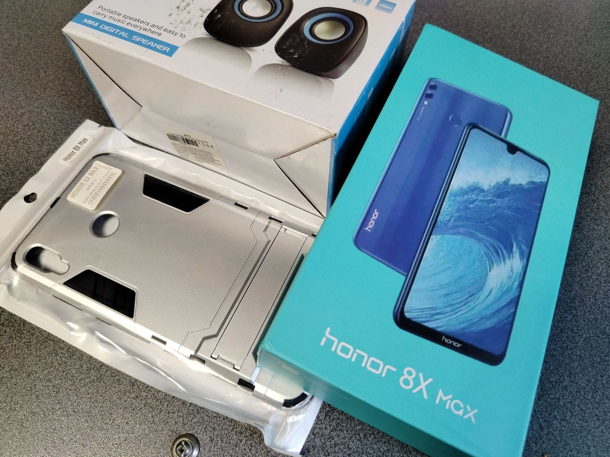 Honor 8X Max 4/128 (диагональ 7.12")