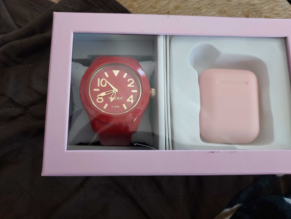 Relógio watxandco vermelho, novo + auriculares