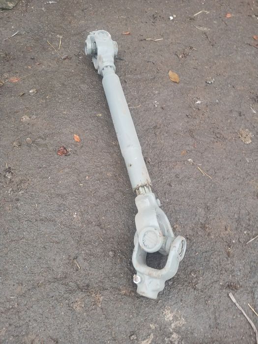 Кардан, стан нового, в ходу майже не був. ціна 2600грн. Деталі по теле