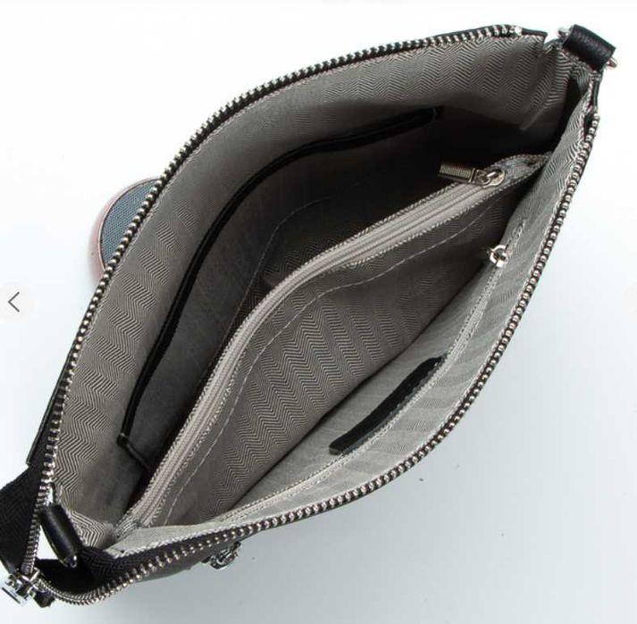 З принтом тиснення Princessa