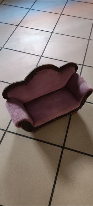 Mała sofa sofka leżanka dla psa do sesji fotograficznej nb