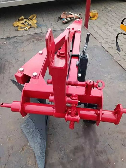 Części/Lemiesz Mały pług do mini traktorków 1/2skiby Polecam