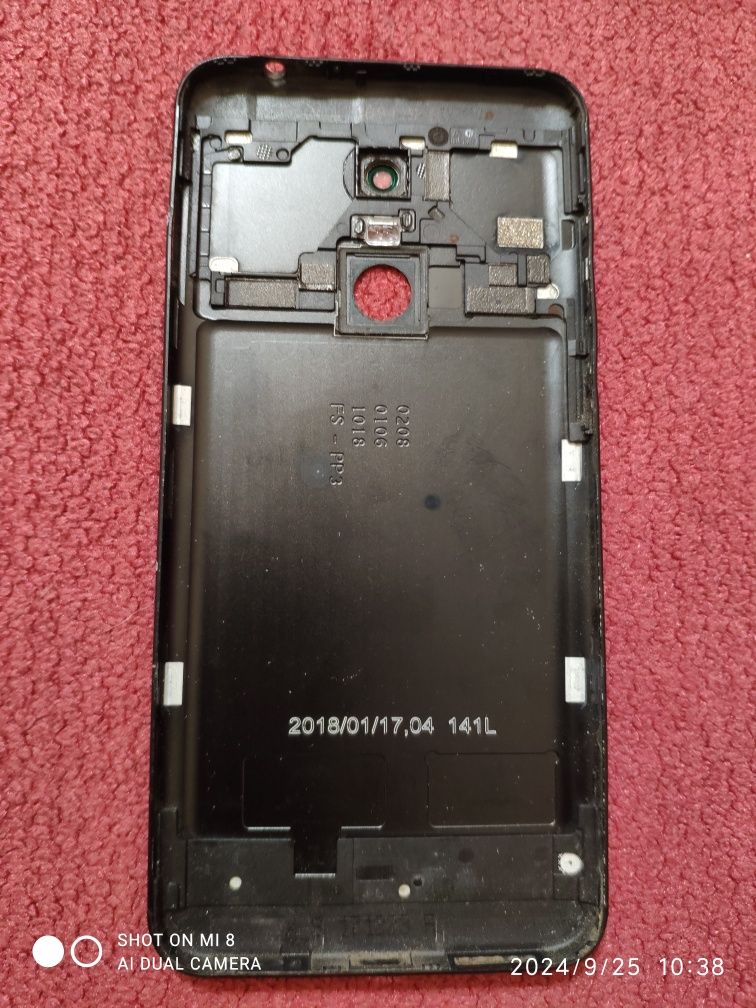 Продам крышка Redmi 5 plus