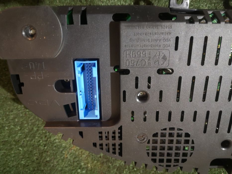 Audi A6 C5 2.5tdi licznik