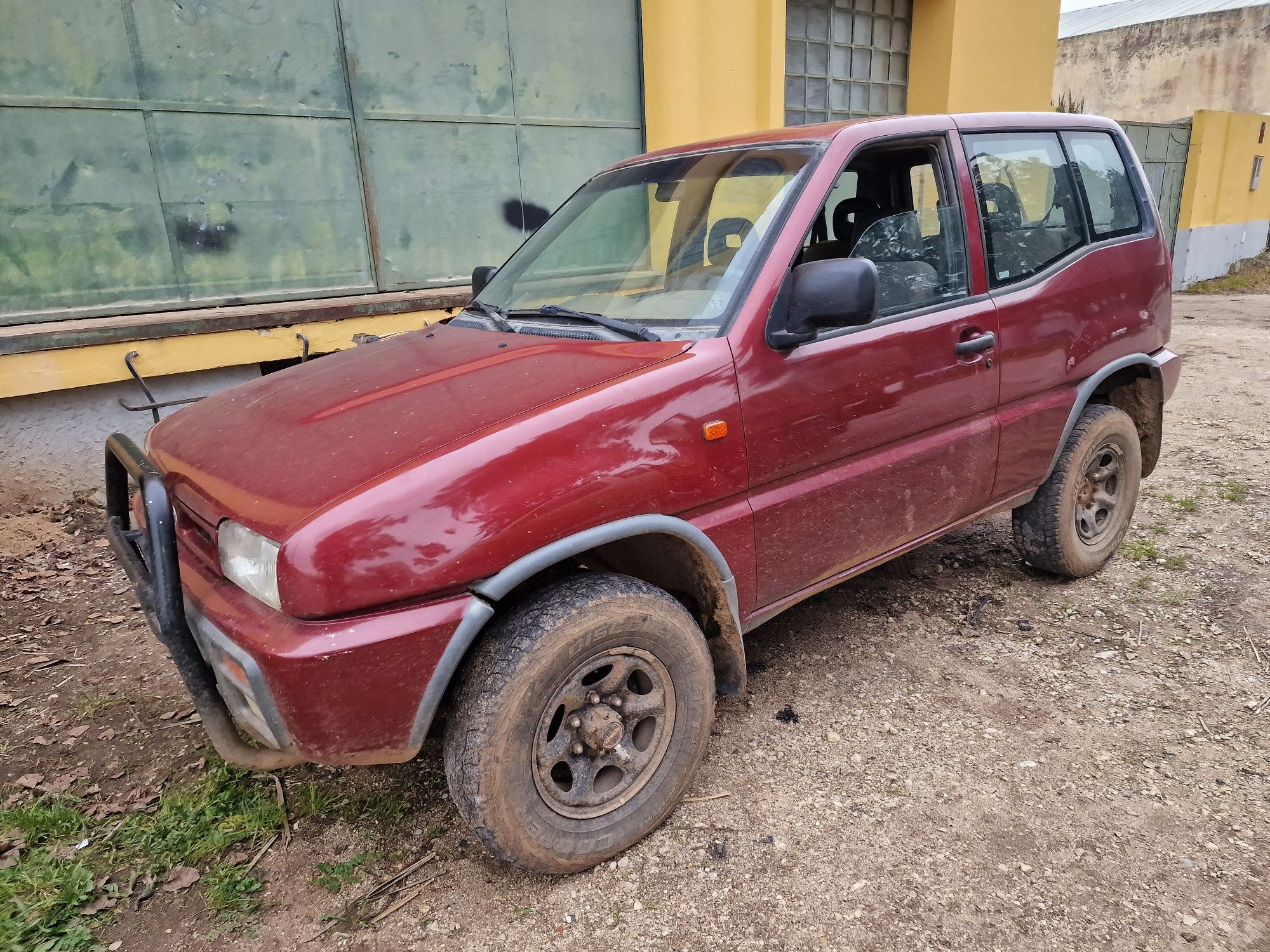 Peças nissan terrano 2