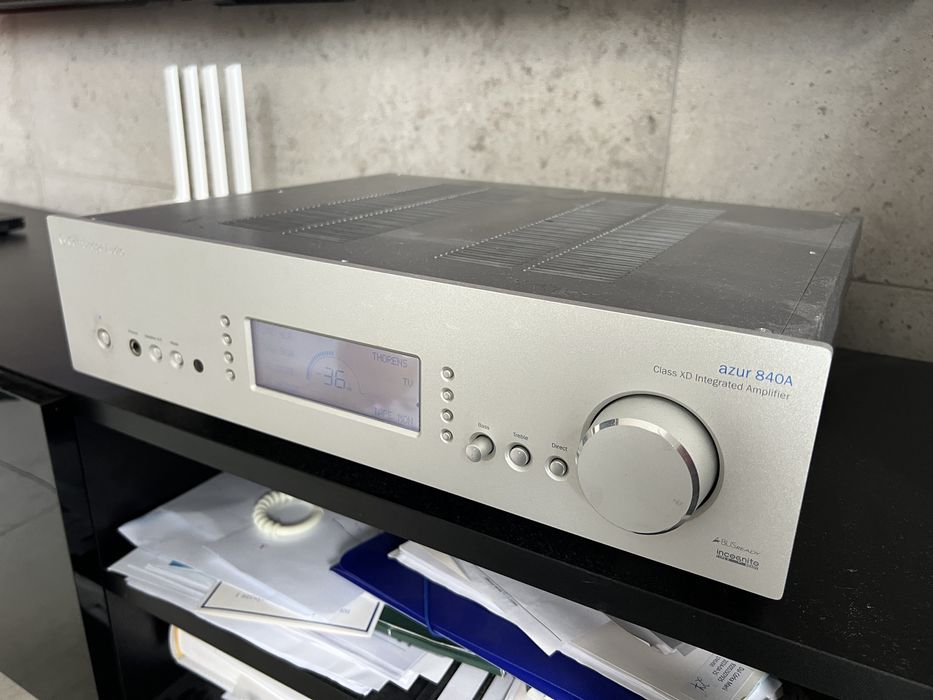 Wzmacniacz Cambridge Audio Azur 840a