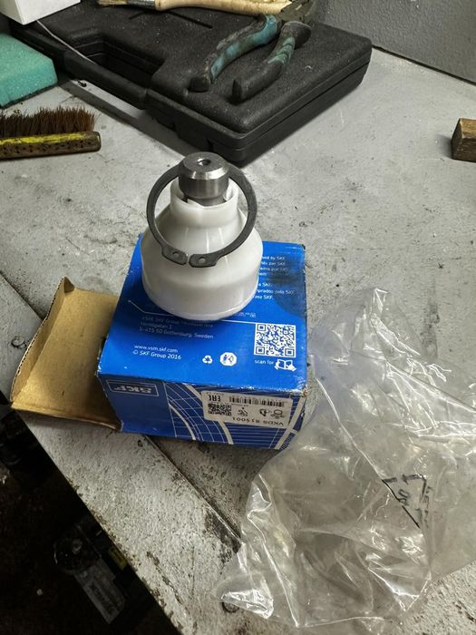 Шаровая опора hyundai Santa fe 2