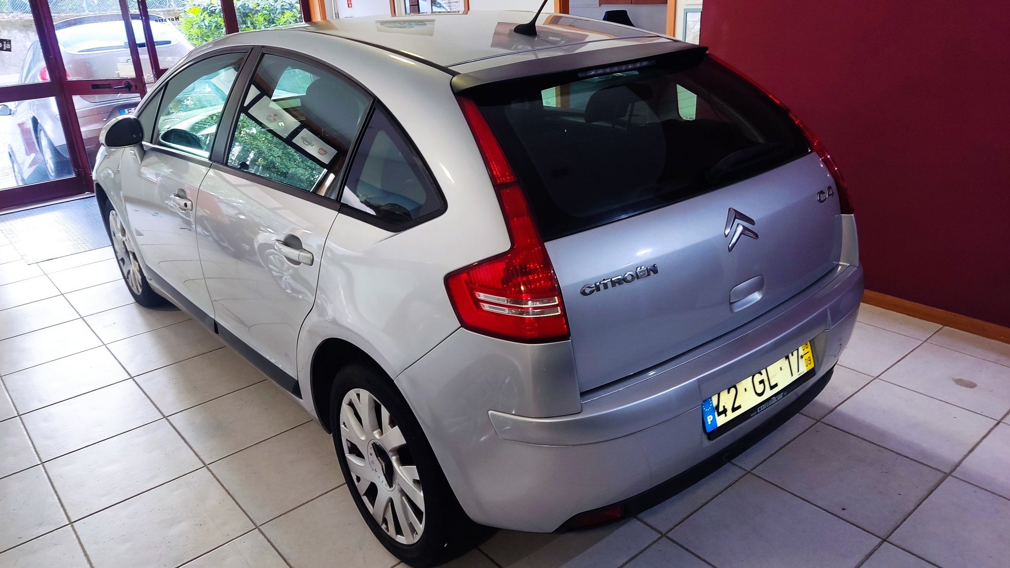 Citroen c4 caixa automática só 5950€