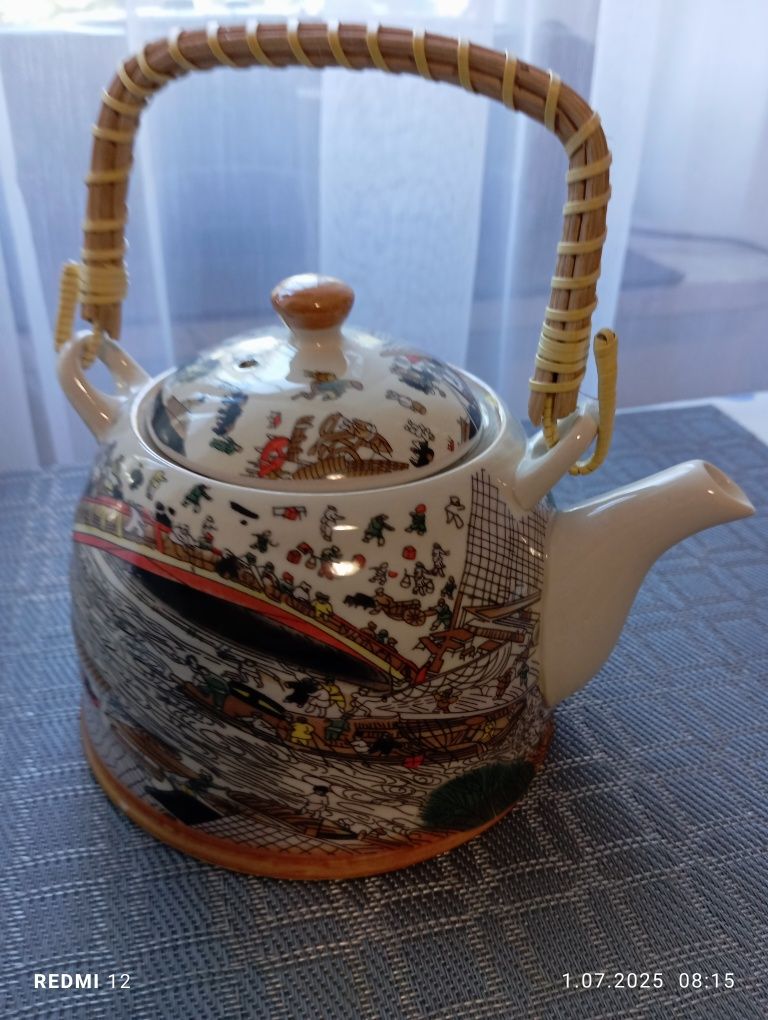 Dzbanek do herbaty,kawy.