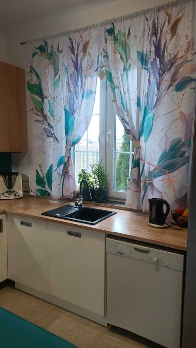 Piękna, nowoczesna kuchnia, dębowe blaty- jak nowa!