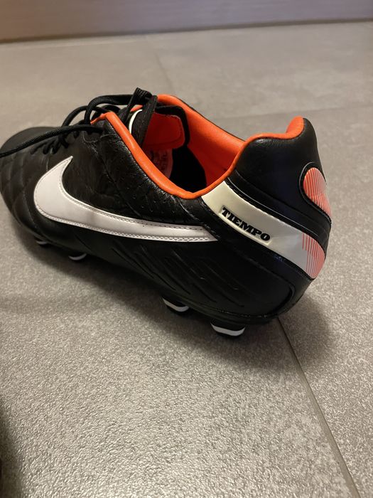 Nowe oryginalne korki piłkarskie Nike Tiempo 2011 ze skóry