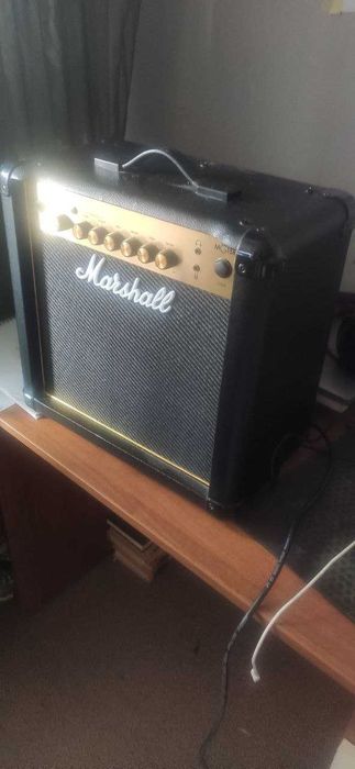 Гітарний комбопідсилувач Marshall mg15gr