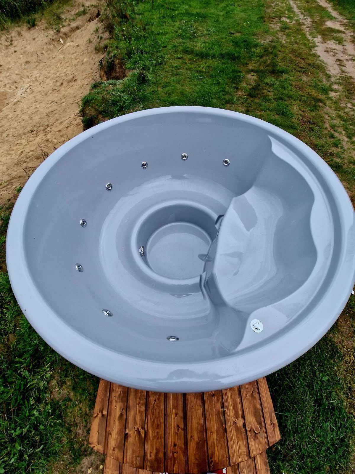Balia ogrodowa od ręki z piecem na drewno i hydromasażem