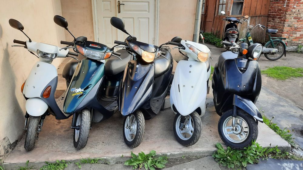 Продаж японских  скутерів