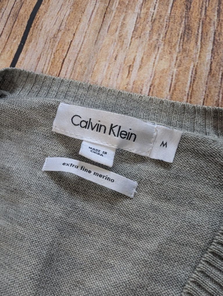 Bezowy sweter wełniany Calvin Klein merino wool