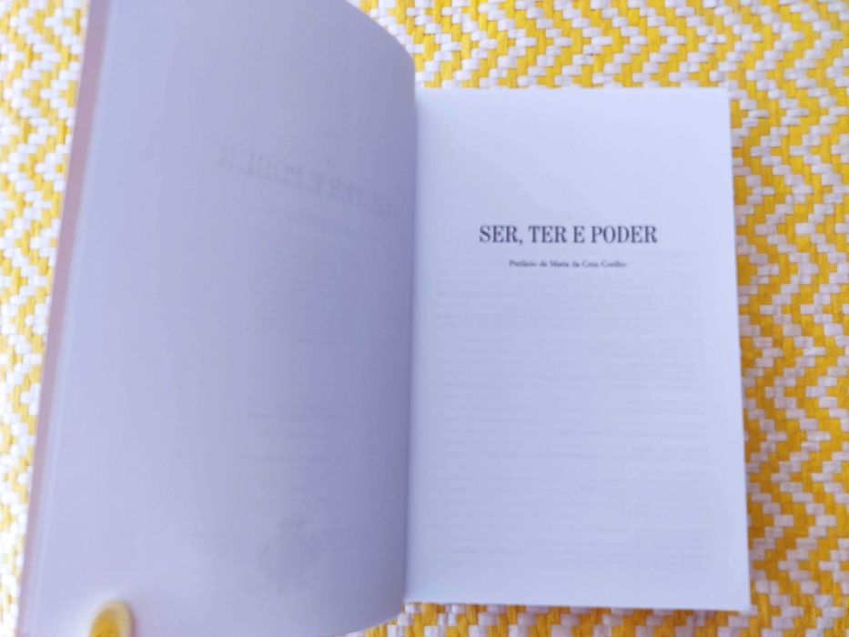 SER, TER E PODER O Hospital  Espírito Santo nos Finais da Idade Média