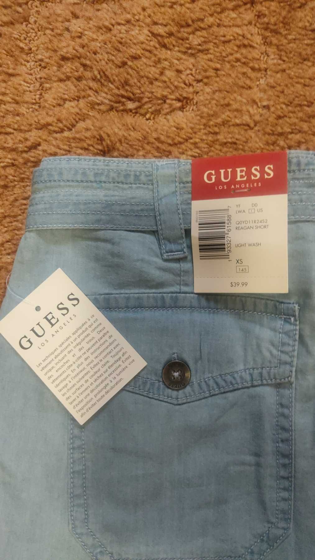Качественные нежаркие брендовые джинсовые шорты
Guess