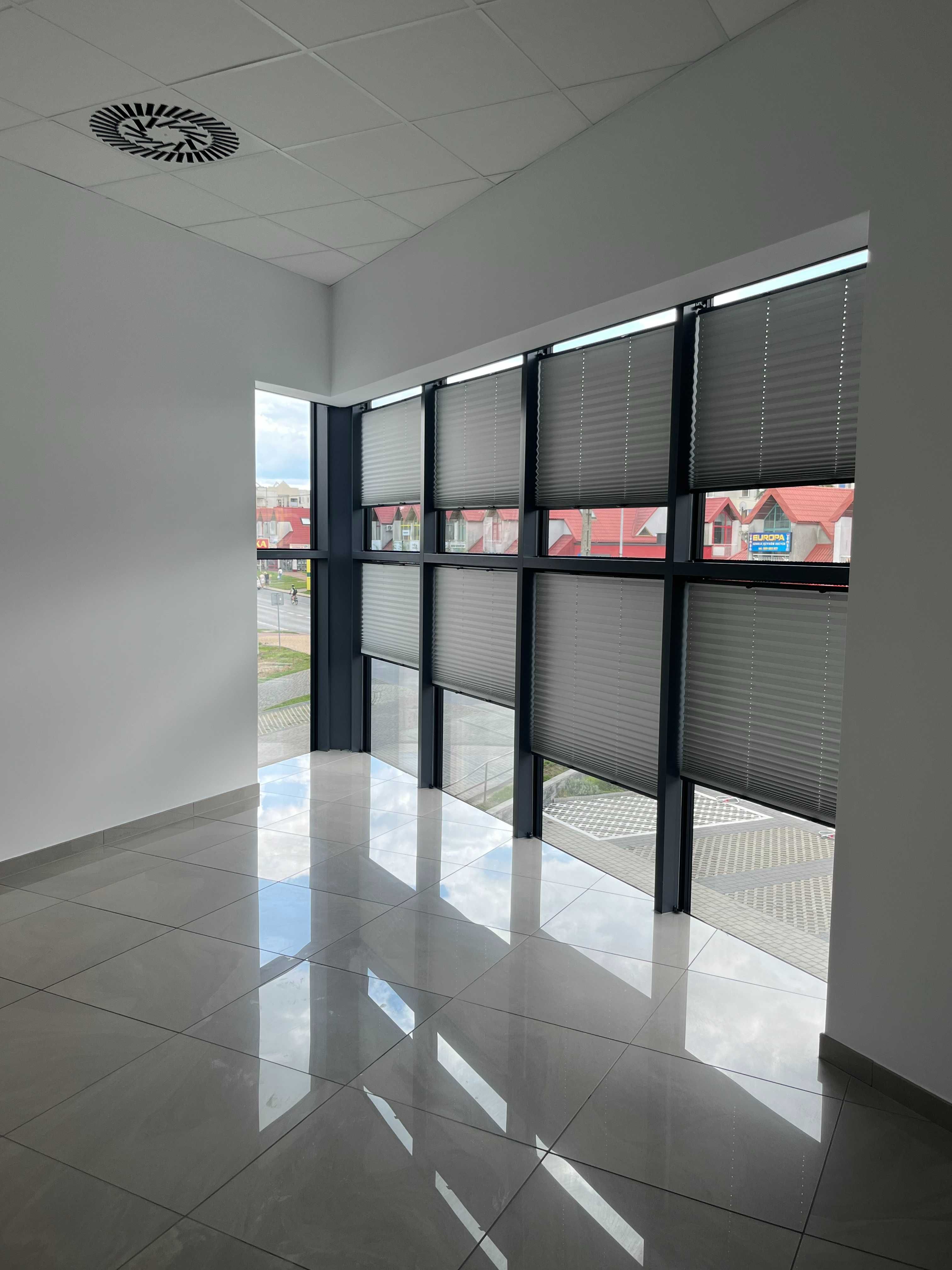 LOKAL 90 m2- podzielony