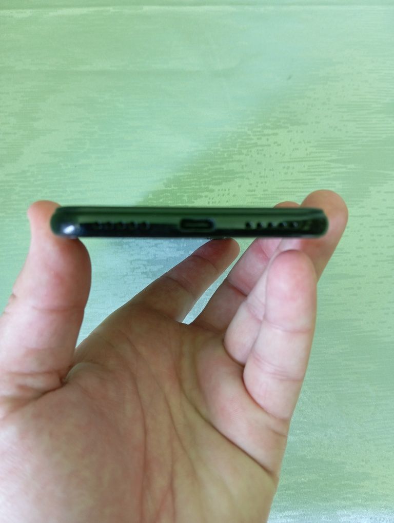 Смартфон Xiaomi redmi note 7.