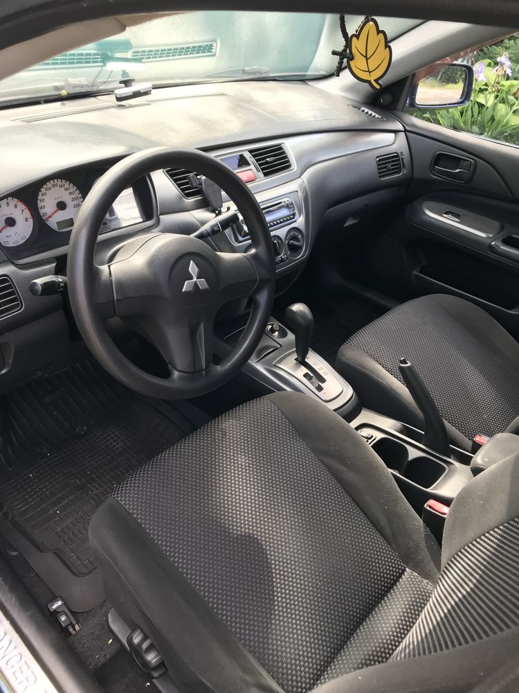 Mitsubishi Lancer 9
