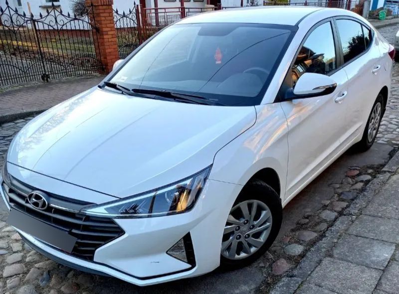Hyundai Elantra Hyundai Elantra, rejestracja 10/2019, przebieg 87 000, benzyna