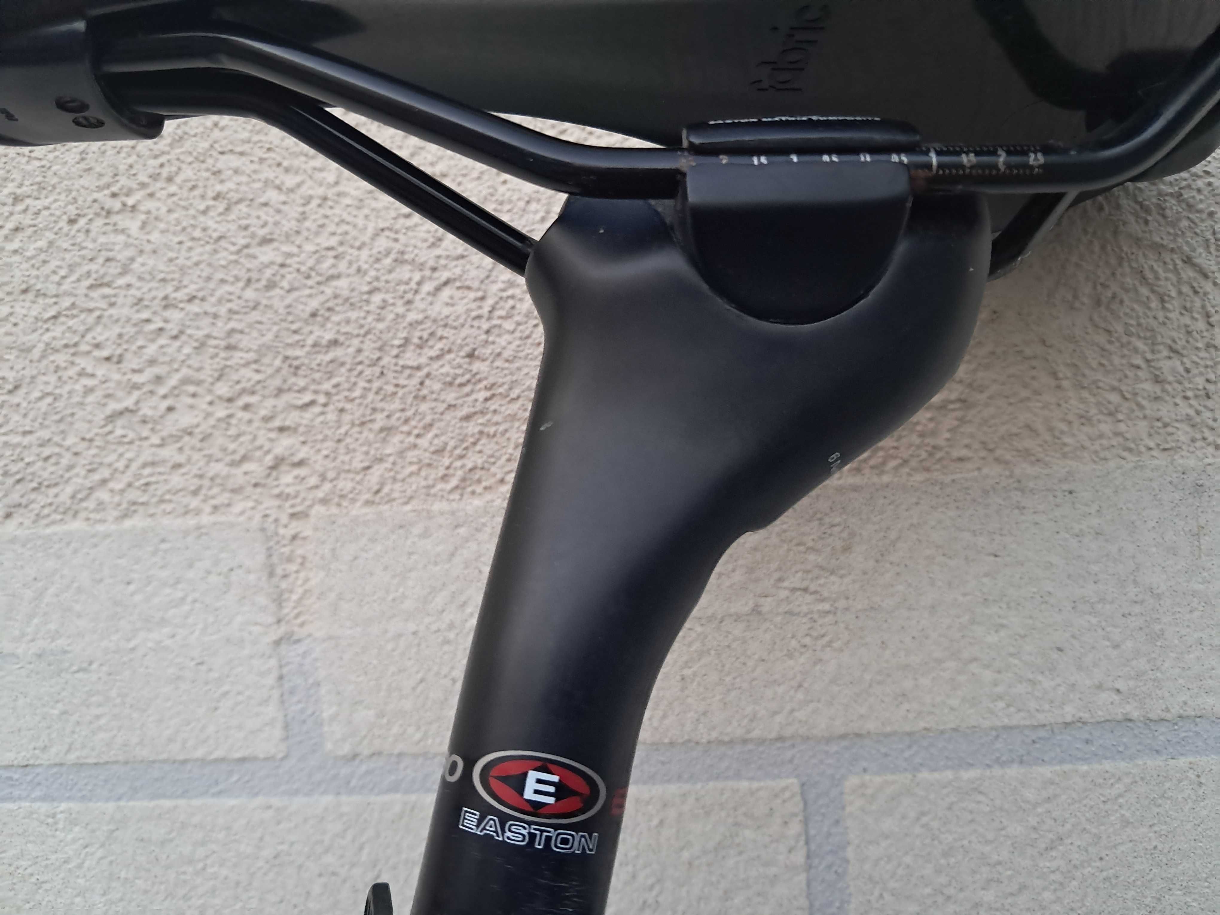 Rondo Ruut CF, Sram Rival, rama M.