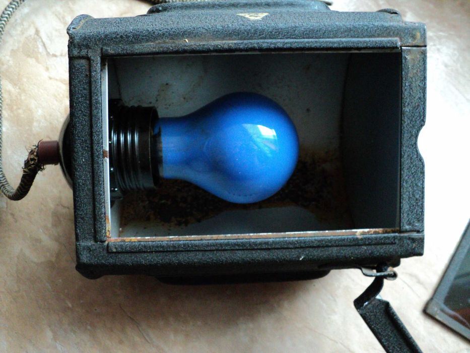 Lampa do ciemni sygnowana