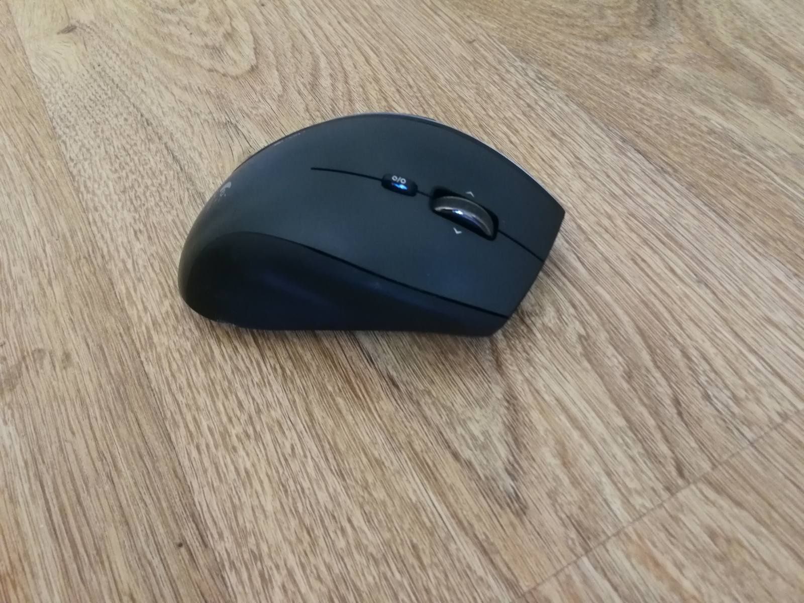 Logitech Performance безпровідна мишка