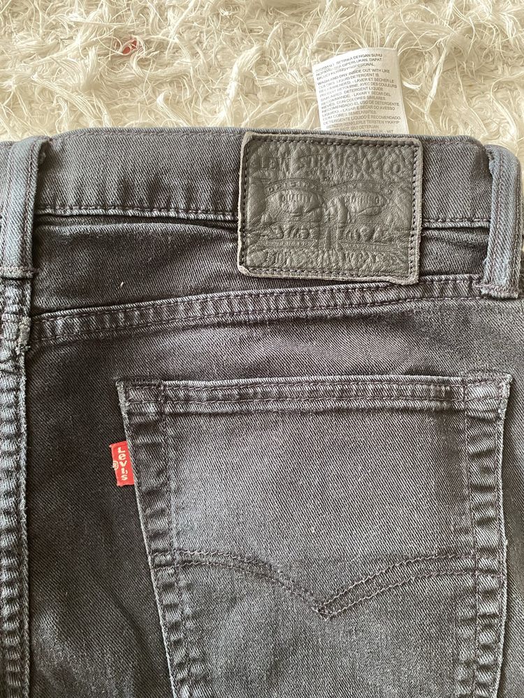 Jeansy 510 Levis czarne W32 L32